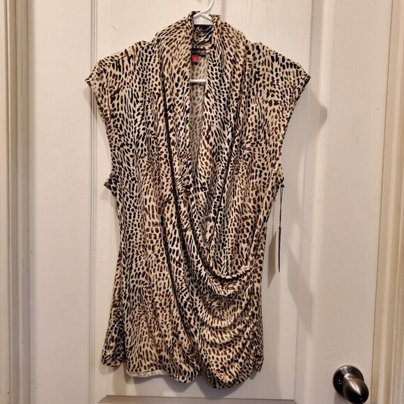 NWT Vince Camuto Leopard Sleeveless Stretchy V-neck top XL - Picture 1 of 6